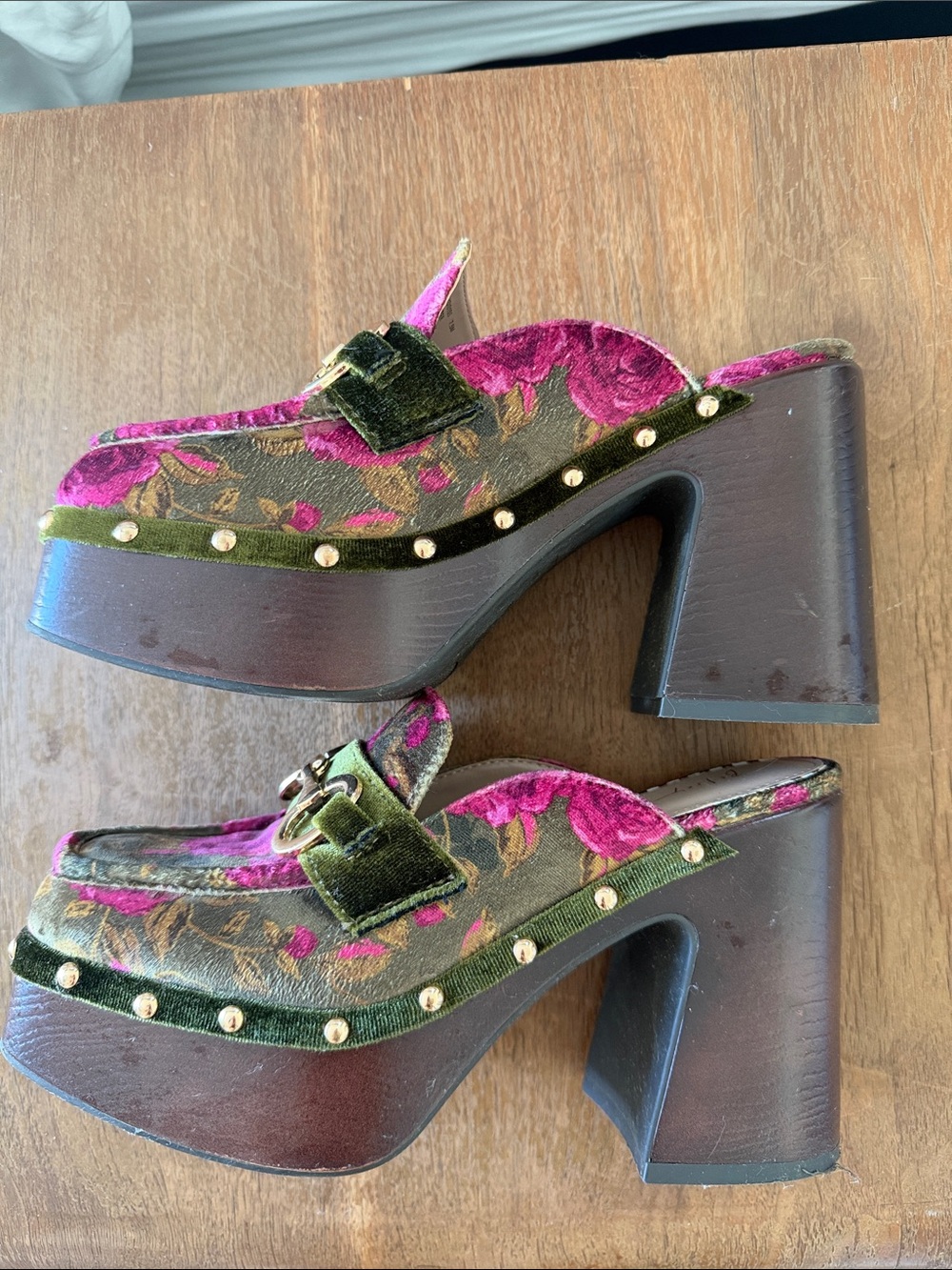 Betsey Johnson Pink & Olive Floral Velvet Mules with Gold Hardware - Picture 2 of 5
